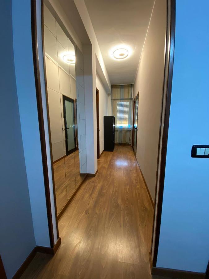 Отель Hlux Oi Affiₜₜacaₘere Пьяченца Экстерьер фото